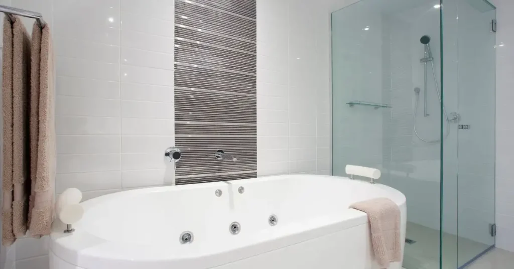 Top 7 Benefits of a Tub-to-Shower Conversion
